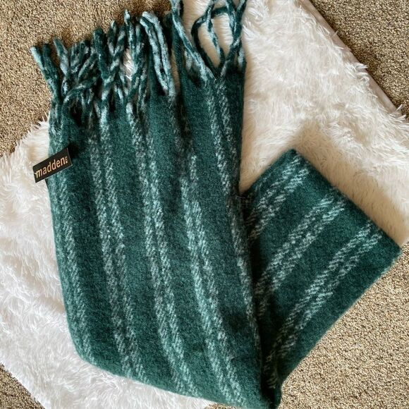 Madden NYC Muffller Blanket Wrap Scarf NEW with Tags One Size - Picture 2 of 6